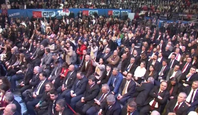 CHP İzmir Büyükşehir Belediye Başkan Adayı Cemil Tugay: İzmir’i Hiçbir Zaman Alamayacaklar