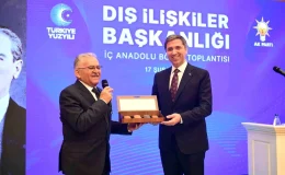 Kayseri Büyükşehir Belediye Başkanı Dr. Memduh Büyükkılıç, AK Parti Dış İlişkiler Başkanlığı İç Anadolu Bölge Toplantısı’na katıldı