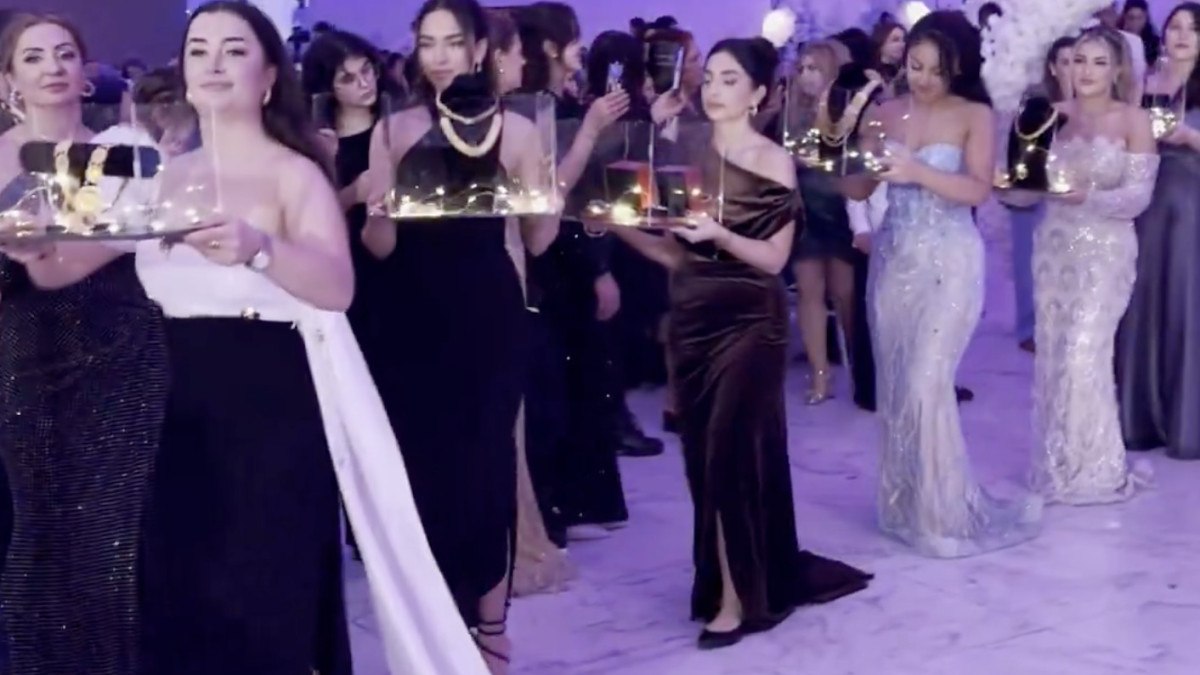 Almanya’daki aşiret düğününde takı töreni gündem oldu